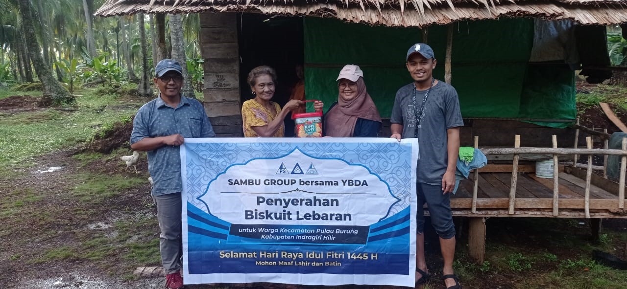 Pembagian Biskuit Lebaran Sambu Group 2 2024